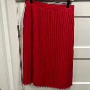 Red Target Pleated Skirt